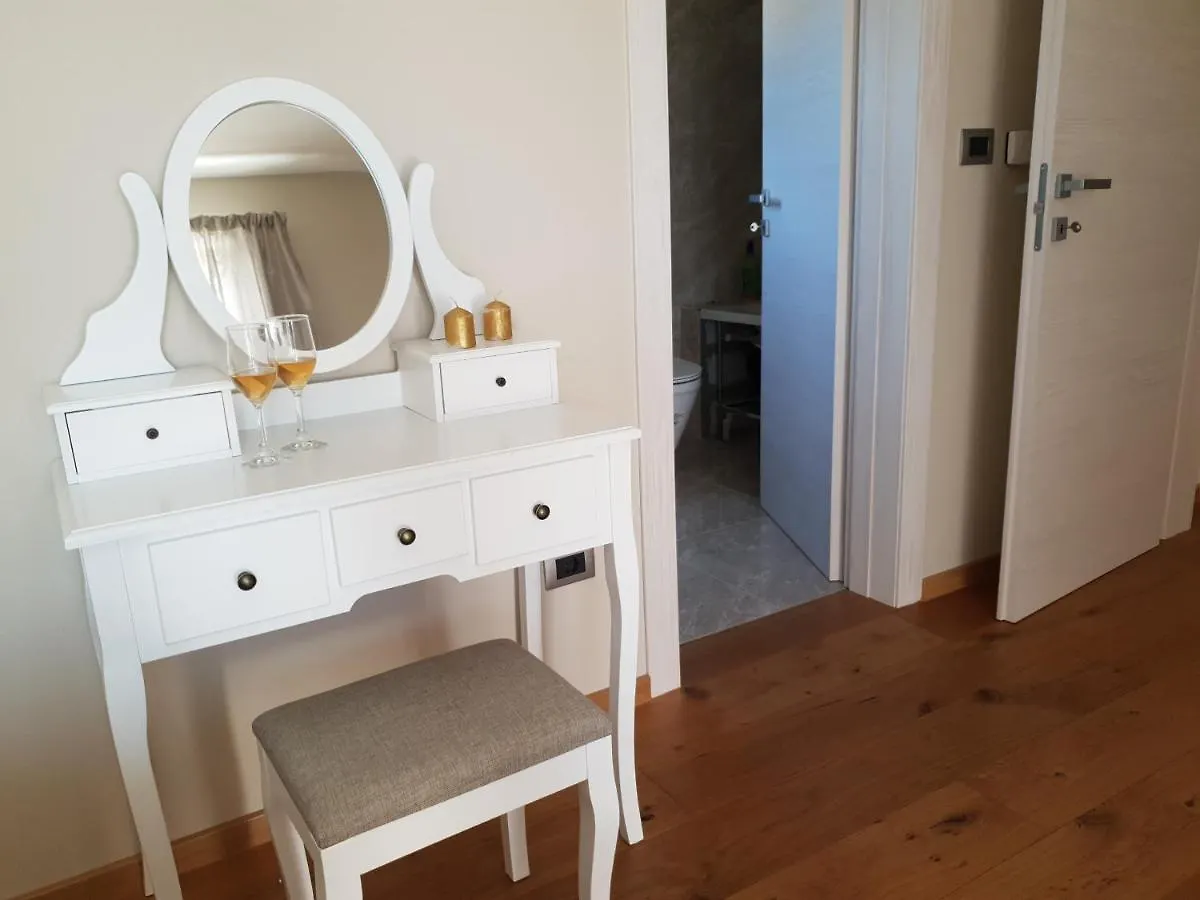 Wellness&Spa Luxury Villa Nicole Pola 0*,