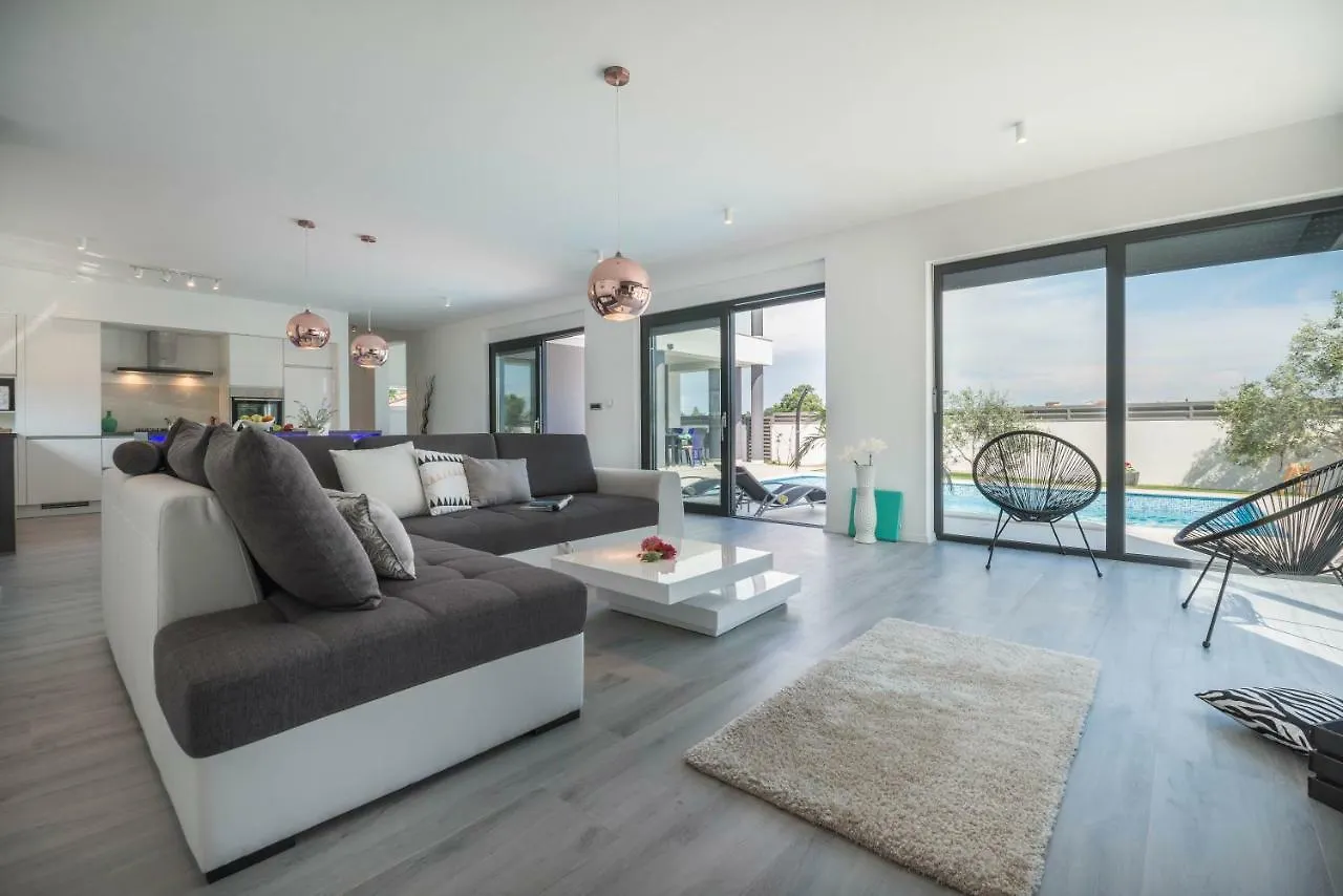 Wellness&Spa Luxury Villa Nicole Pola