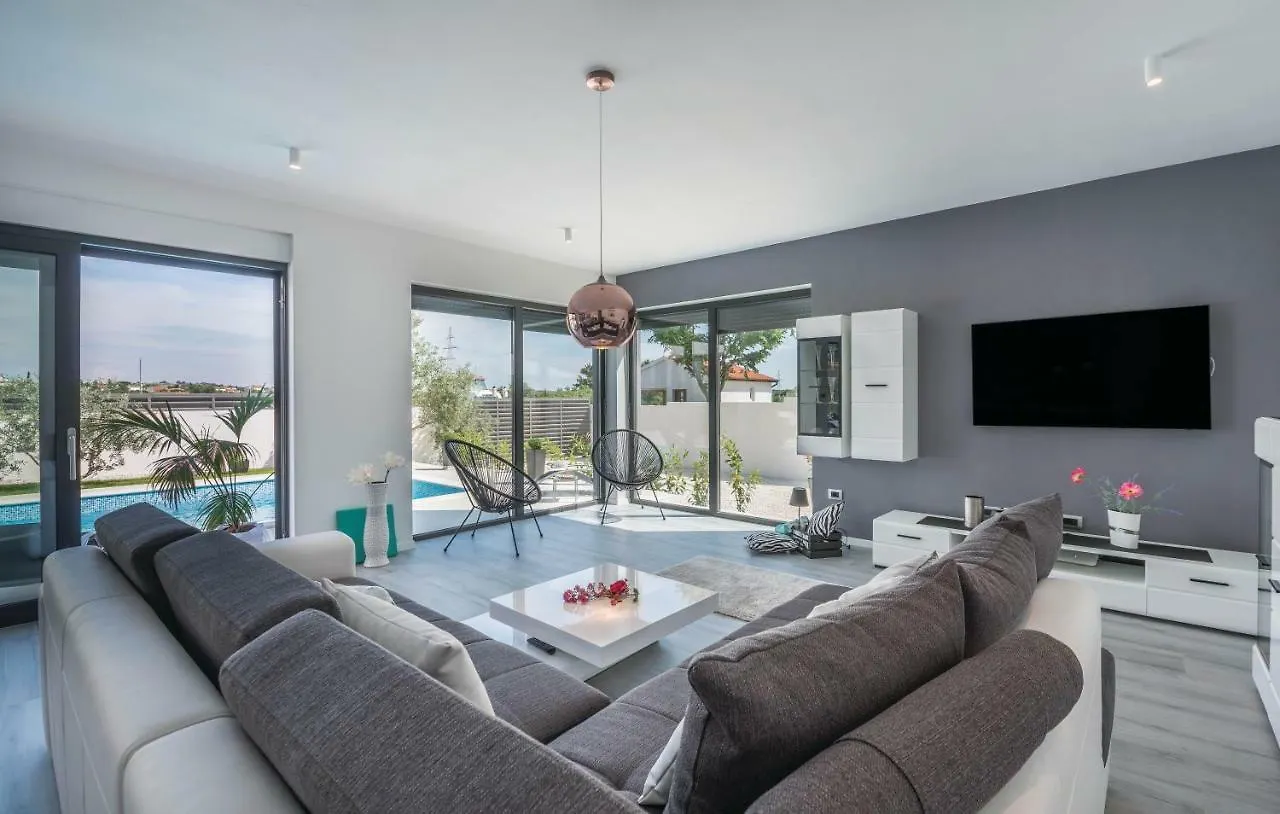 Wellness&Spa Luxury Villa Nicole Pola